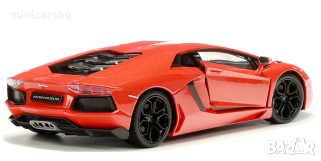 1:24 Метални колички: Lamborghini Aventador Coupe (Ламборгини) Welly, снимка 4 - Колекции - 44568834