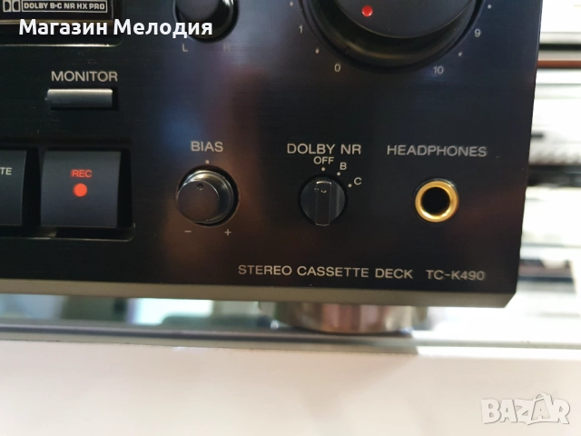 Касетен дек SONY TC-K490 В перфектно техническо и много добро визуално състояние. Има козметични заб, снимка 6 - Декове - 44413596