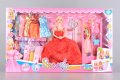 Кукла Барби с много рокли и гардероб, снимка 1 - Кукли - 38916338