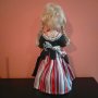 Колекционерска кукла народна носия Germany 32 см, снимка 4