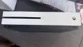 Xbox one S 2TB, два контролера, снимка 7