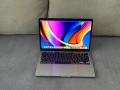 НОВ Macbook Pro 13' M2 2022/16GB Ram/512GB SSD/100% Battery/Space Gray, снимка 2