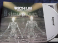 Richi M ‎– Perfect World оригинален диск, снимка 1 - CD дискове - 36327183