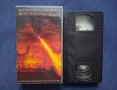 Видеокасета VHS Царството на Огъня, снимка 2