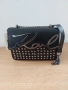 Нова дамска чанта Karl хит модел 2025, снимка 3