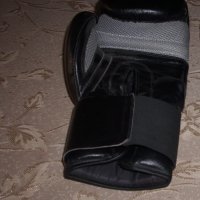 Боксова ръкавица, снимка 2 - Спортна екипировка - 25384312