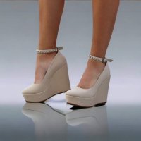 Модерни дамски обувки на платформа , снимка 3 - Дамски обувки на ток - 42358787