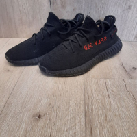 Yeezy 350 мъжки оригинални маратонки 44номер , снимка 1 - Маратонки - 36167218