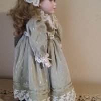 Порцеланова кукла на фирма "Алберон" , снимка 3 - Кукли - 41397802