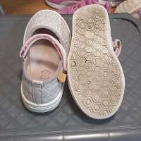 Детски пролетни обувки 26 номер, снимка 2 - Детски обувки - 40384763