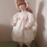 Английска порцеланова кукла Debra , снимка 12 - Колекции - 44527300