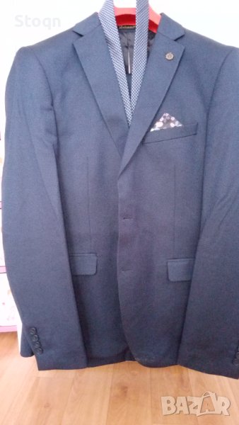 Продавам мъжки сиво-син костюм , снимка 1