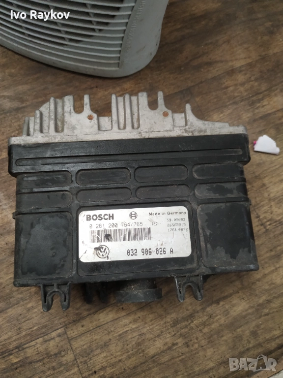 Компютър Двигател за Volkswagen GOLF III (1992 - 1998) 032906026A , 0261200764 , снимка 1