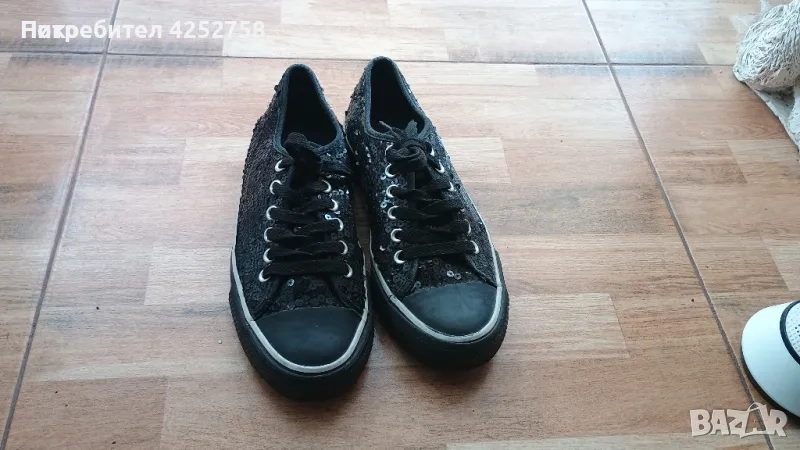 Дамски черни кецове размер 36, снимка 1