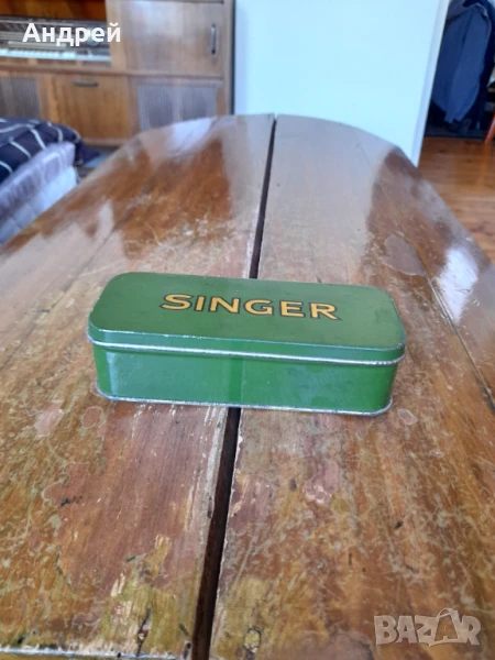 Стара кутия за принадлежности Singer, снимка 1