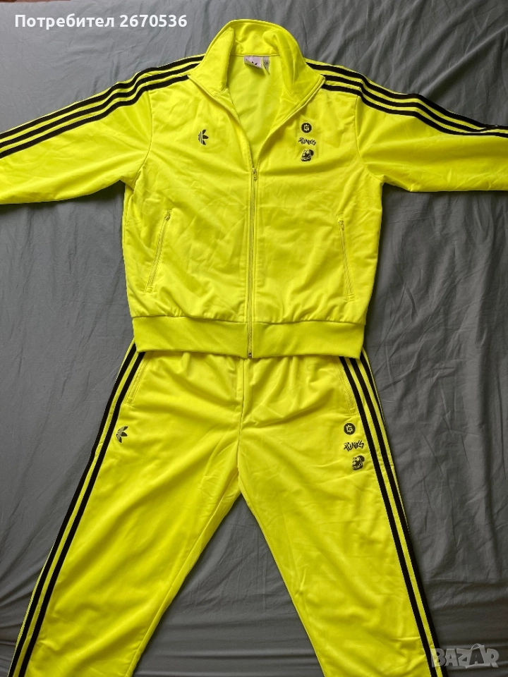 Лимитиран Анцунг Adidas into the Metaverse tracksuit , снимка 1
