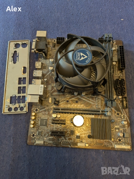 GIGABYTE H410M-H V2 + i3 10100F + охлаждане, снимка 1