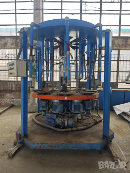 машина за части, снимка 1