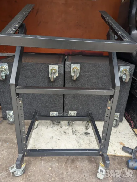 Рак за усилватели и миш пулт, снимка 1