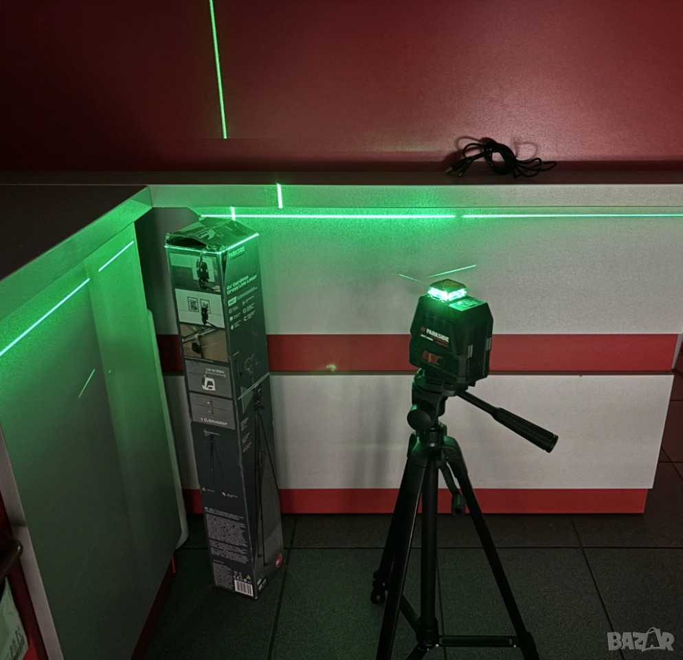 PARKSIDE PERFORMANCE Акумулаторен Лазерен Нивелир с кръстосани линии PKLLP 360 B3–зелен лазер 4V, снимка 1