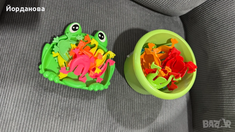 Скачащи жаби настолна игра пластмаса, снимка 1