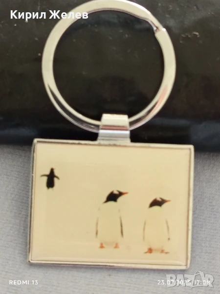 Много красив стилен дизайн ключодържател с пингвини перфектно състояние 49115, снимка 1