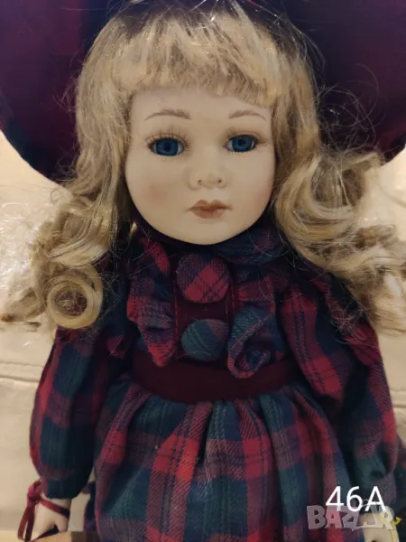 Порцеланова кукла Leonardo Collection , снимка 1