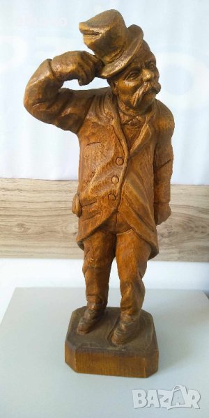 Стара голяма дървена фигура, снимка 1