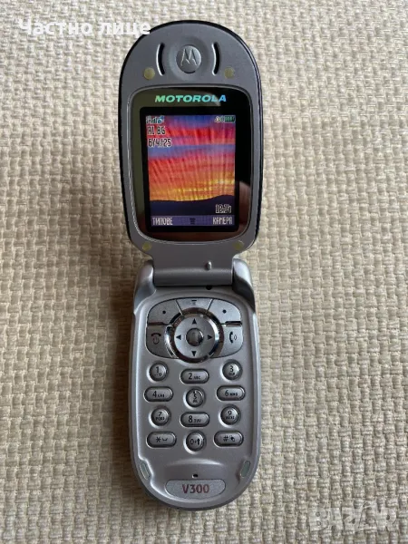 Телефон Motorola V300, снимка 1