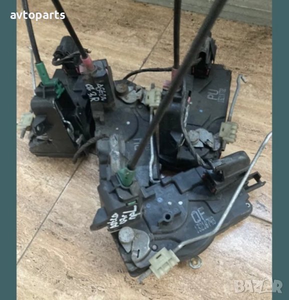 Opel astra 2007година комби брави врати, снимка 1