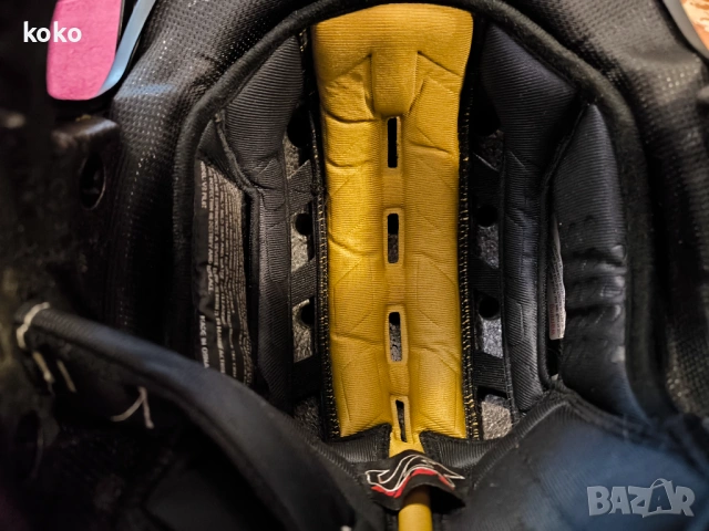 Каска Fox V3 Pilot оригинална, снимка 7 - Аксесоари и консумативи - 53787425