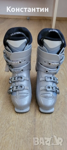 Продавам ски обувки Salomon 26