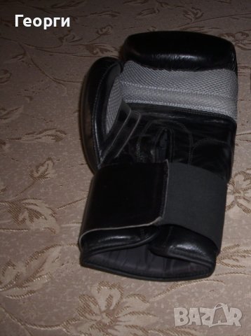 Боксова ръкавица, снимка 2 - Спортна екипировка - 25384312