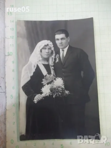Снимка стара спомен от младоженческите години