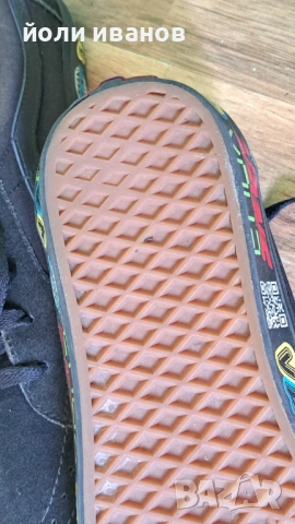 VANS-кожени нови кецове 47 номер, снимка 6 - Маратонки - 53746399
