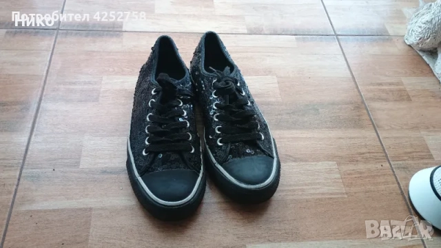 Дамски черни кецове размер 36