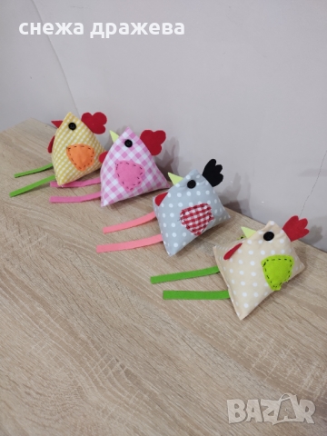 Великденски кокошки, снимка 2 - Декорация за дома - 36089921