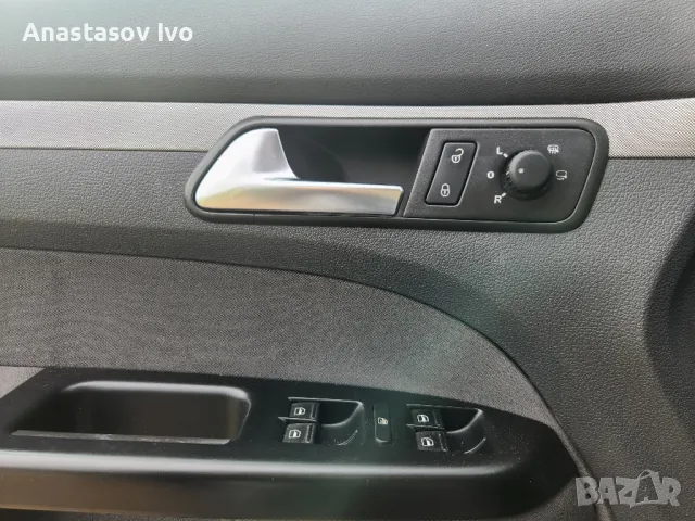 Volkswagen Touran 2.0 TDI-140 hp, снимка 10 - Автомобили и джипове - 49990006