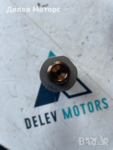 Датчик за налягане на гориво 04L906054 от Skoda, Audi, Seat, Volkswagen , снимка 2 - Части - 51166850