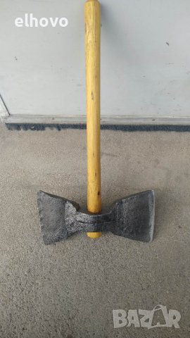 Двойна брадва с нова дръжка#1