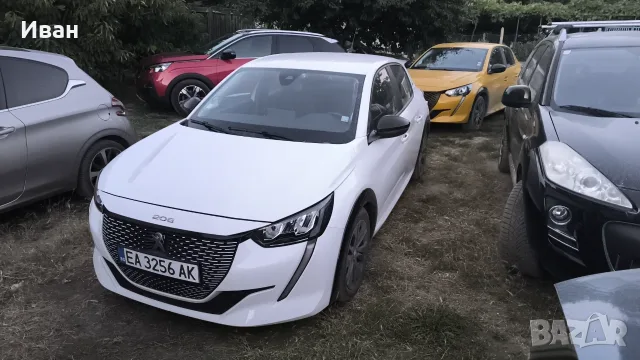 Пежо 208 електичество 2023, снимка 4 - Автомобили и джипове - 56370610