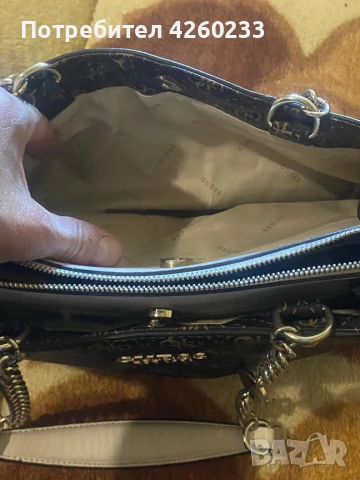Чанта GUESS, снимка 9 - Чанти - 50993951