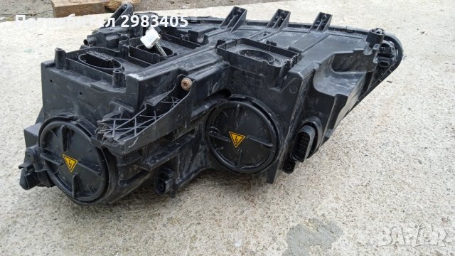 Десен фар за Сеат алхамбра seat Alhambra , снимка 2 - Части - 39846318