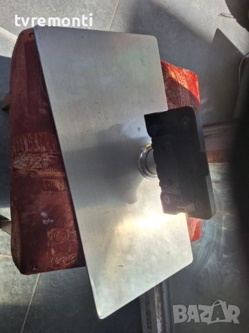 оригинална стойка  крачета телевизор EDENWOOD модел ED4901UHD