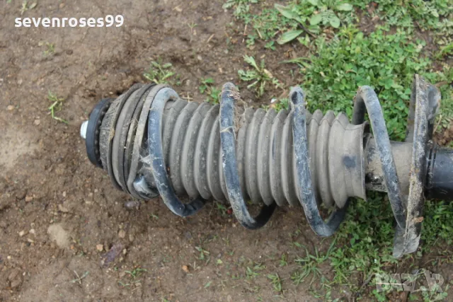 Макферсон преден десен Фиат Панда 3 1.3D 2012-2022 Fiat Panda 3 4врати, снимка 2 - Части - 49642224