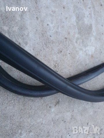 Гумени уплътнения за вратите бмв е36 седан bmw e36 saloon 4dr door seal edge protection , снимка 2 - Части - 42106366