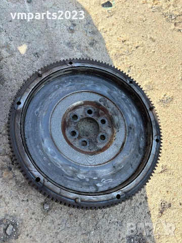 Демпферен маховик и комплект съединител 1.6TDI 105кс VW Audi Seat Skoda - CAYC/CAY, снимка 2 - Части - 53863171