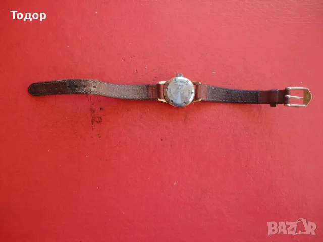 Позлатен швейцарски дамски часовник Lanco 17 Jewels , снимка 4 - Дамски - 56205067