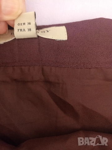 Дамска пола Burberry, снимка 5 - Поли - 51447663