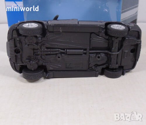 Volvo XC90 2002 - мащаб 1:43 на Cararama старо производство с отваряеми врати модела е нов в кутия, снимка 6 - Колекции - 30223034